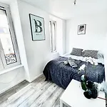 Apartment Meubles Keruscun Brest