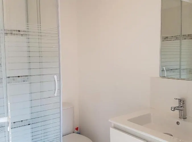 Meubles Keruscun * Brest