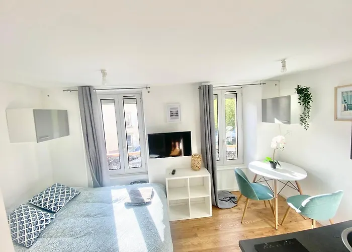 Meubles Keruscun * Brest